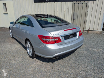 سيارة سيارة ذات بابين Mercedes