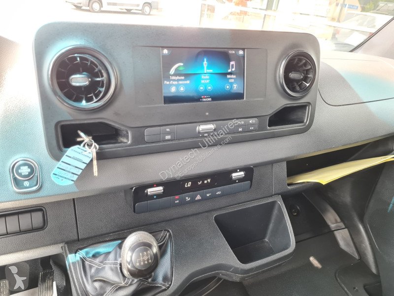 Véhicule utilitaire Mercedes SPRINTER CCB 514...