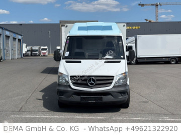 عربة نفعية برّاد Mercedes