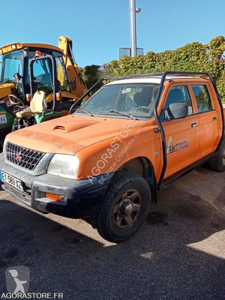 Furgoneta  L200