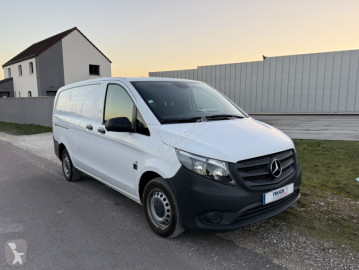 Fourgon Mercedes