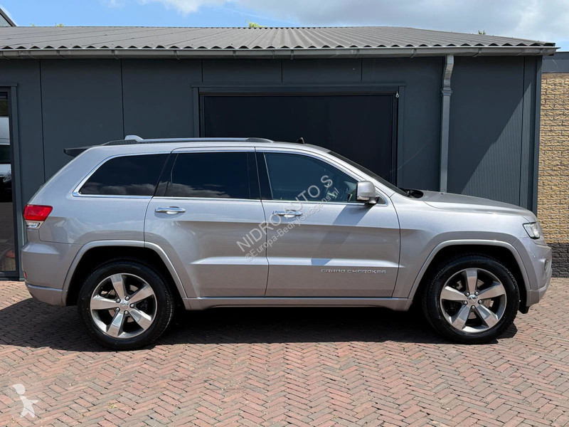 عربة نفعية Jeep 3.0 V6 CRD Overland 4x4...
