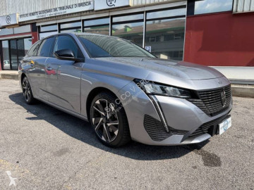 Coche familiar Peugeot
