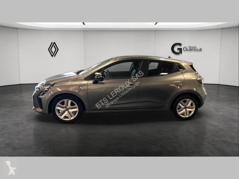 Véhicule utilitaire Renault CLIO V
