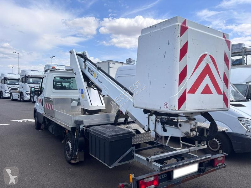 Užitkové vozidlo Iveco CCb 35S14 Nacelle 16...