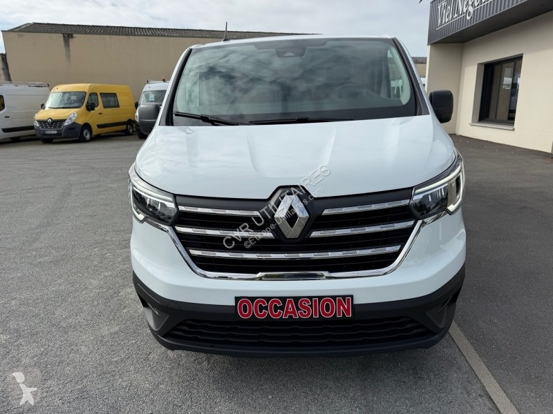 Véhicule utilitaire Renault TRAFIC III FG L2H1...