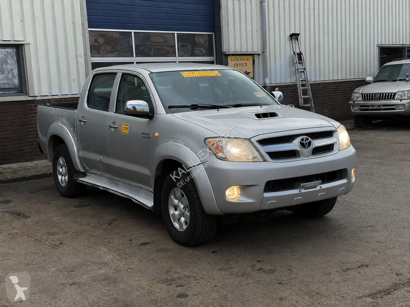 عربة نفعية Toyota Pick-Up Truck - 4x4 4WD -...