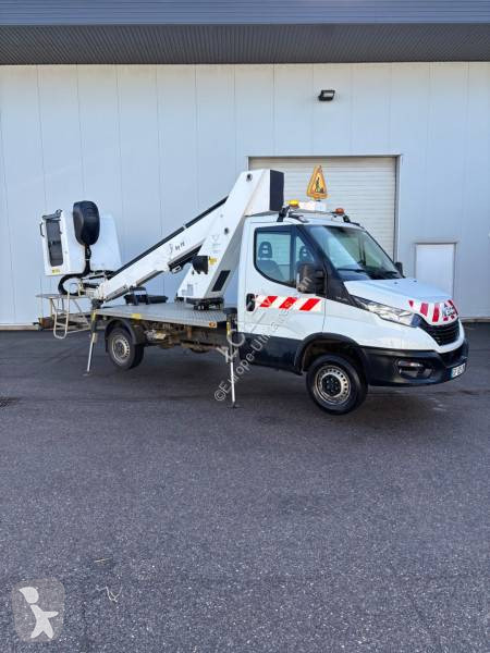 Furgoneta Iveco