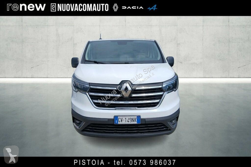 عربة نفعية Renault IV