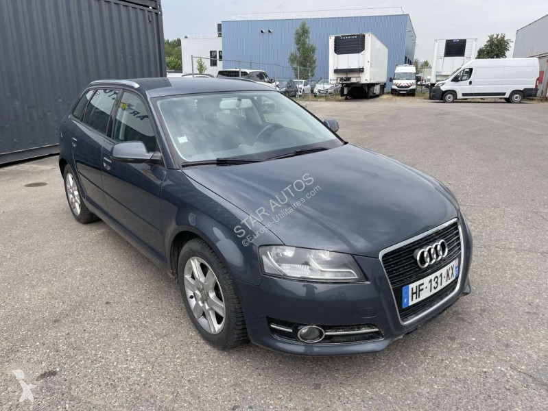 عربة نفعية Audi