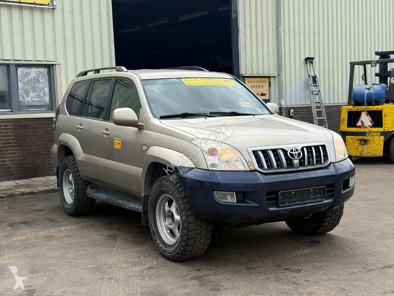 Furgoneta Toyota Prado - 4x4 4D - 5 Seats -...