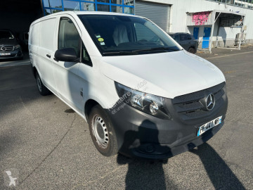 Fourgon Mercedes