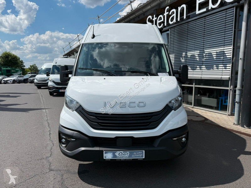 Iveco 35S16A8 V Kastenwagen *R 3520 mm*...