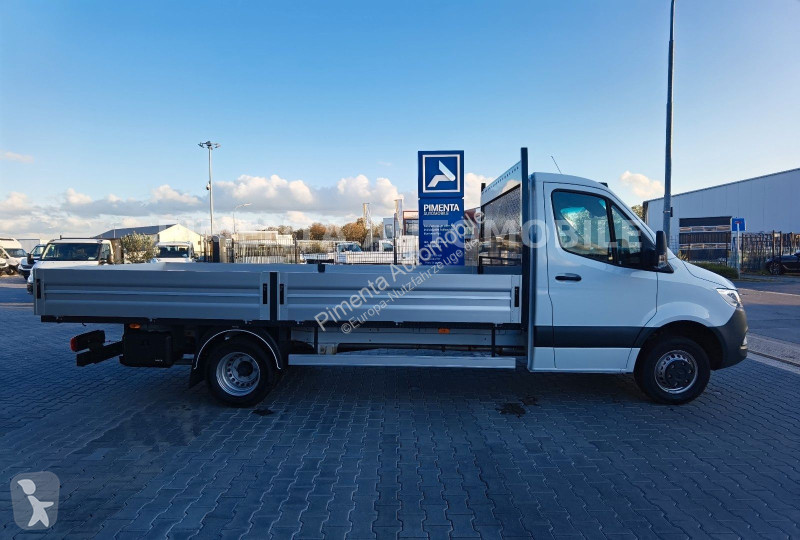 Furgoneta Mercedes 517 PRO 43 5t PRITSCHE 4,50m...