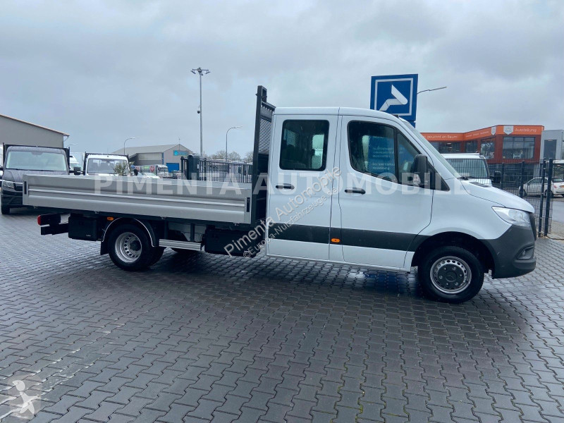Furgoneta Mercedes 517 43 DOKA 5t PRITSCHE AHK...