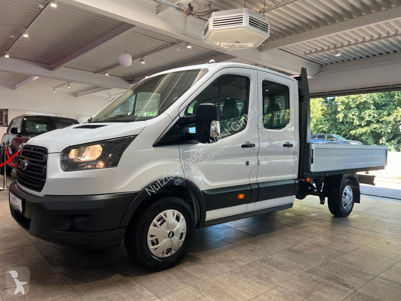 عربة نفعية Ford TDI Maxi DoKa...
