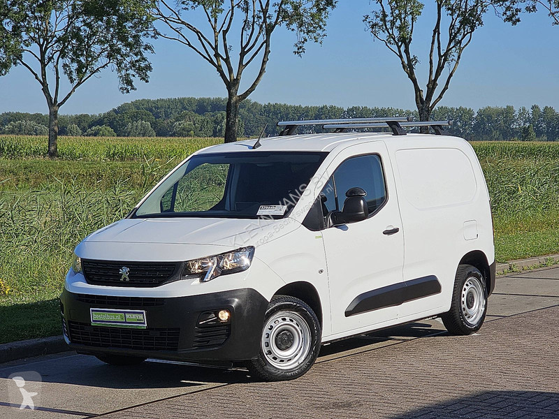 Furgoneta Peugeot 1.5 L1 Navi NAP Euro6 AC