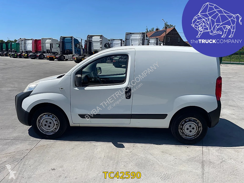 عربة نفعية Peugeot 1.2 HDI - AIRCO