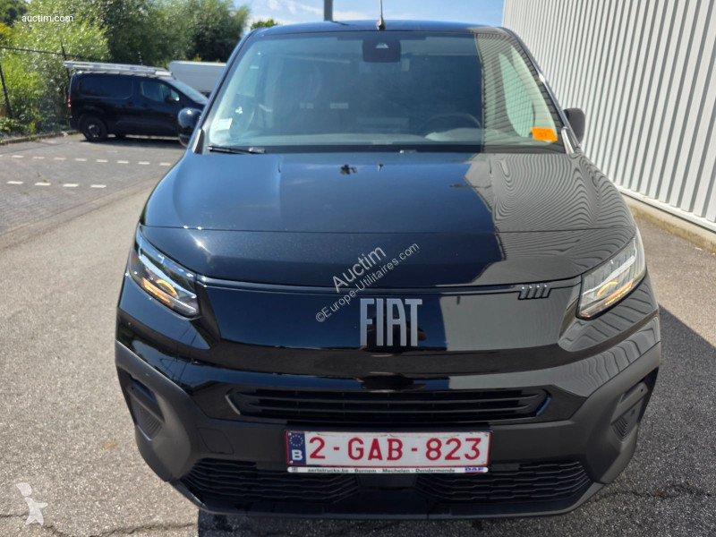Furgoneta Fiat e-doblo