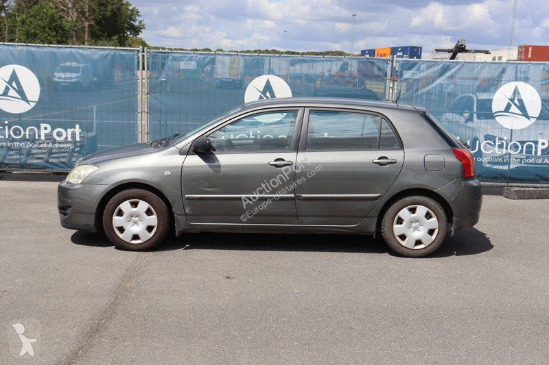 Autoutilitară Toyota