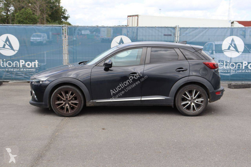 Samochód dostawczy Mazda  CX3