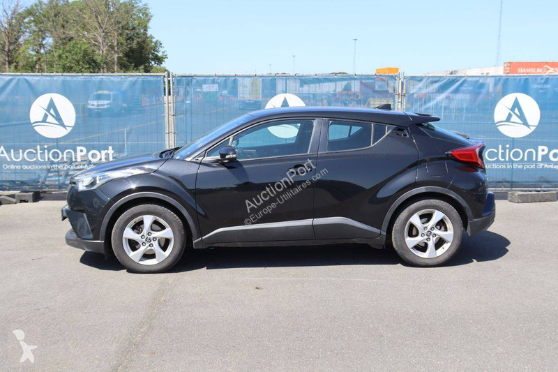 Autoutilitară Toyota