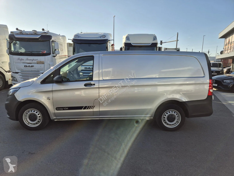 عربة نفعية Mercedes Vito