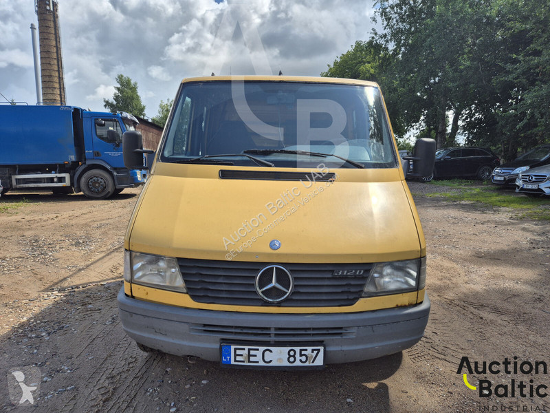 Furgoneta Mercedes 300-serie
