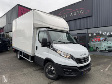 عربة نفعية بصندوق ذي حجم كبير Iveco جديد