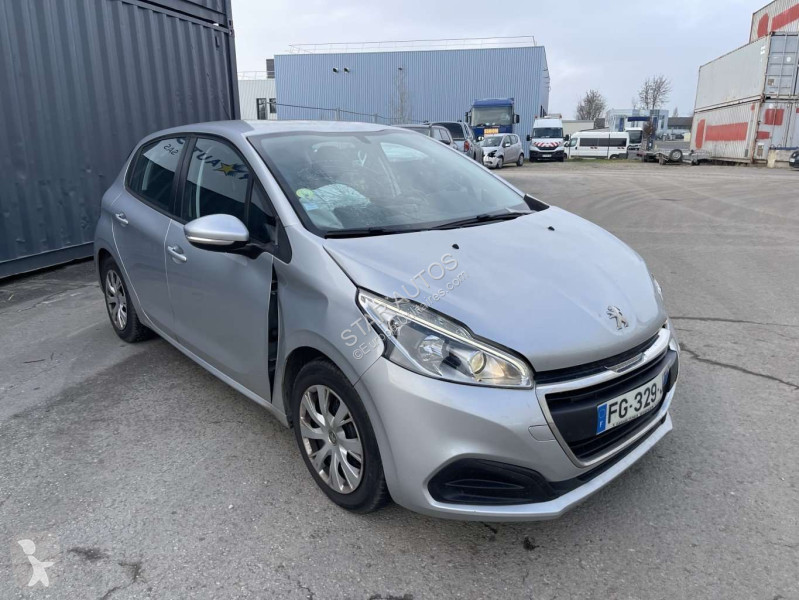 عربة نفعية Peugeot