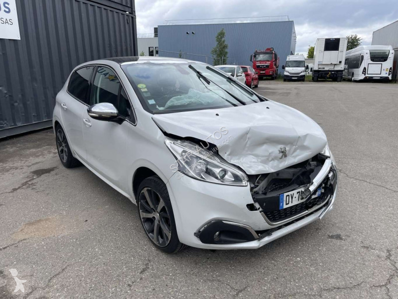 عربة نفعية Peugeot
