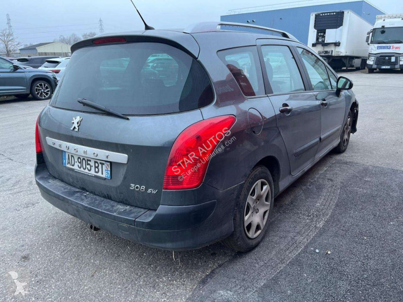 عربة نفعية Peugeot
