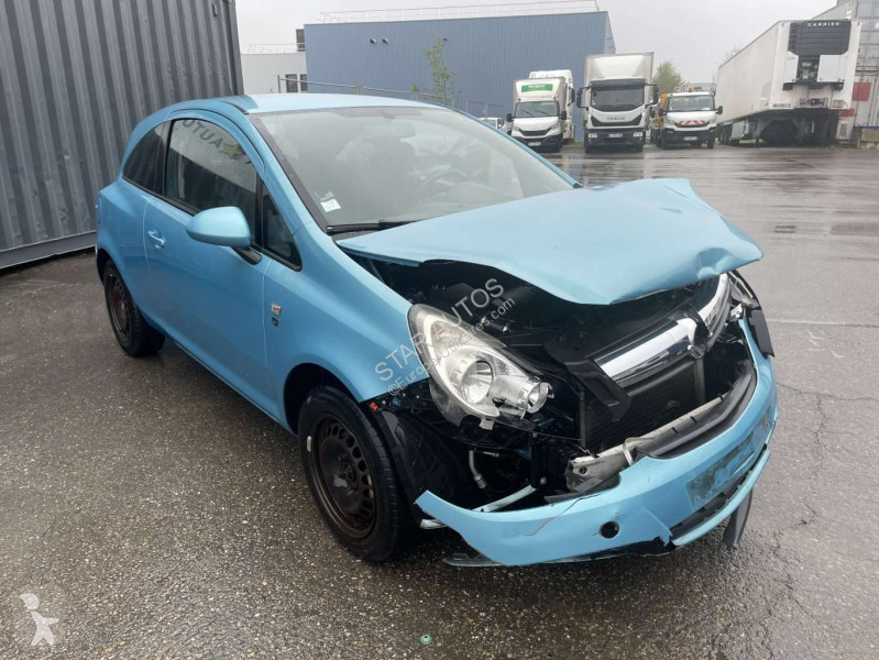 عربة نفعية Opel