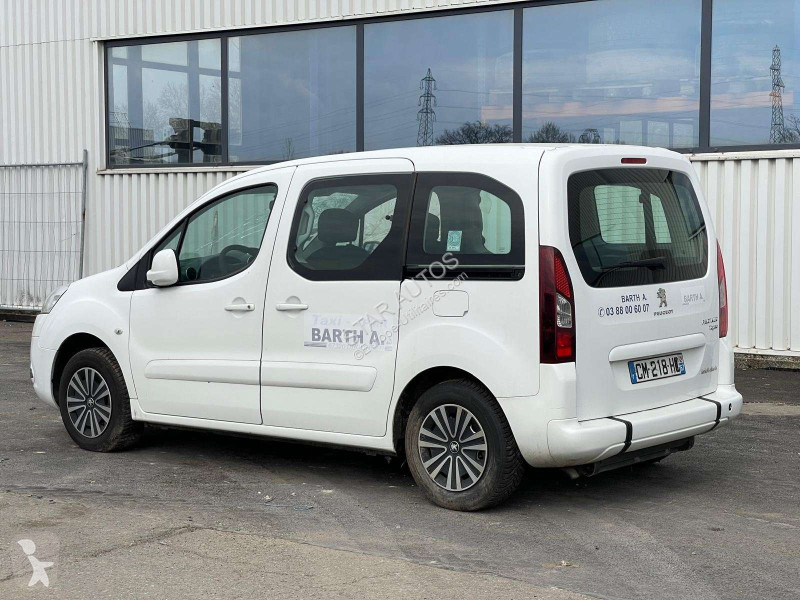 عربة نفعية Peugeot