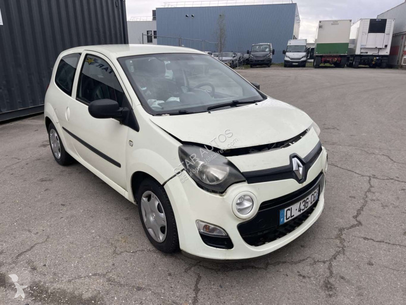 عربة نفعية Renault