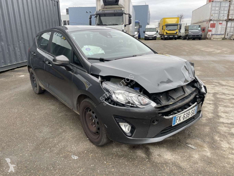 Véhicule utilitaire Ford