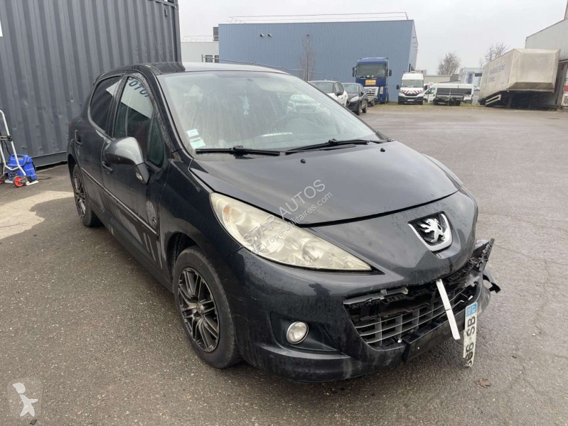 عربة نفعية Peugeot