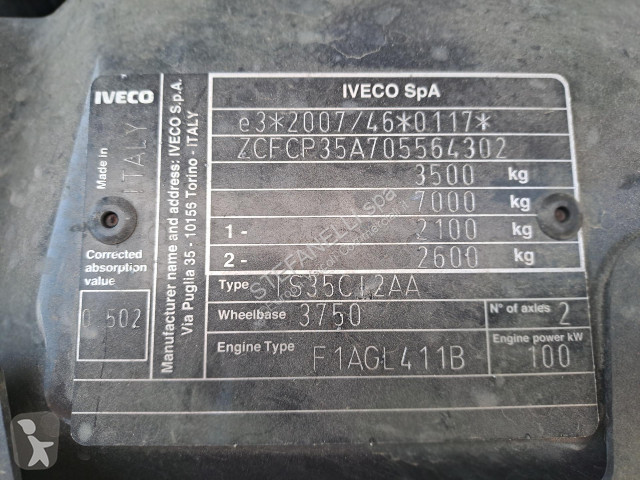 عربة نفعية Iveco DAILY 35C14H BOX