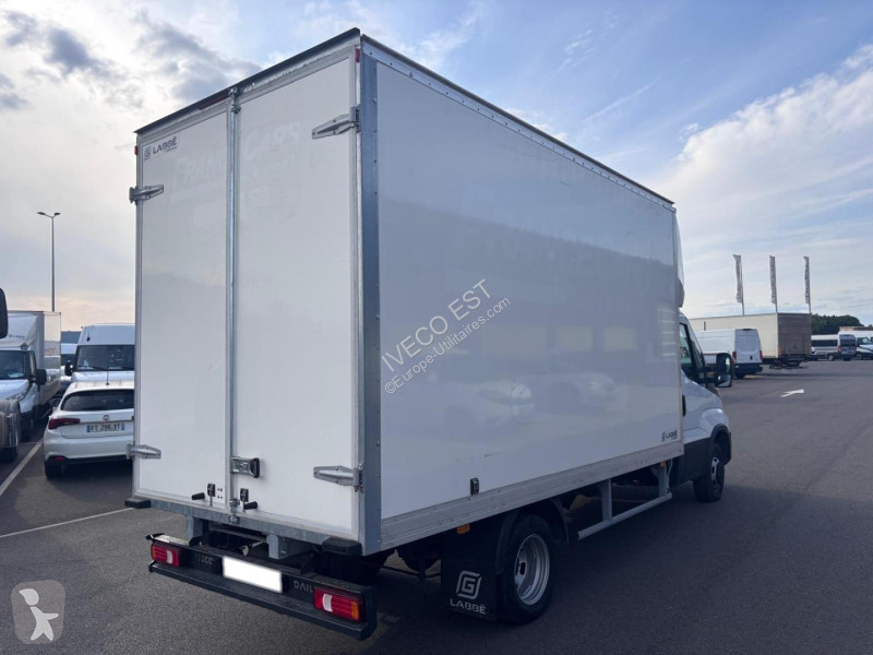 Véhicule utilitaire Iveco CCb 35C16 - 3 litres...