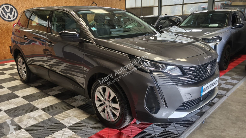 Véhicule utilitaire Peugeot