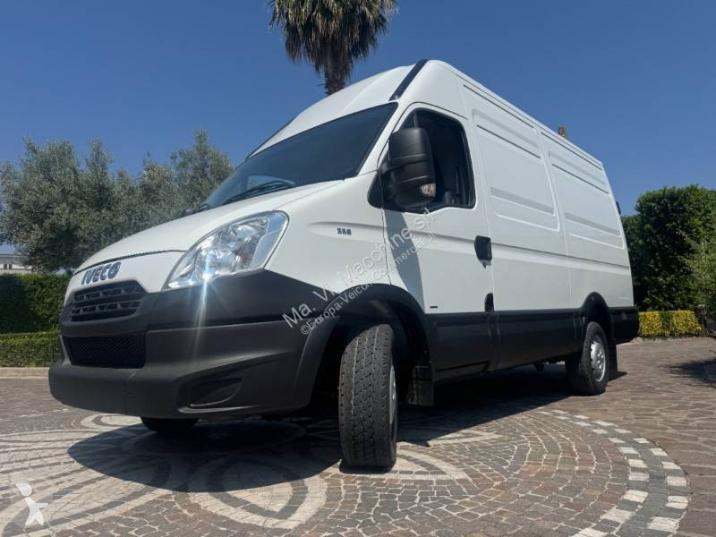 عربة نفعية Iveco