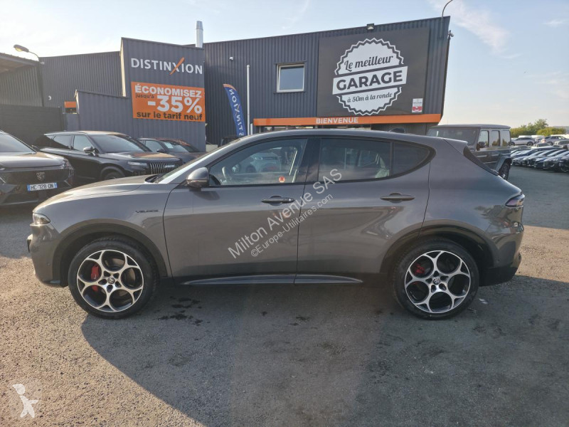 Veicolo commerciale Alfa-Roméo TONALE 1.5 mHEV...