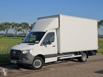 Fourgon Mercedes