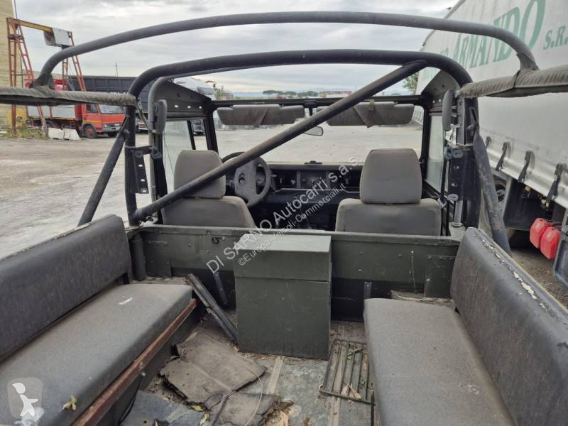 Samochód dostawczy Land Rover