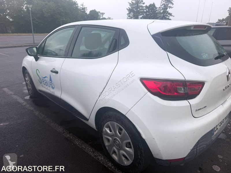 عربة نفعية Renault CLIO