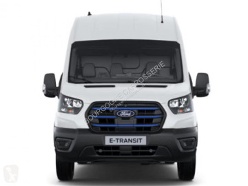 عربة نفعية مقفلة Ford
