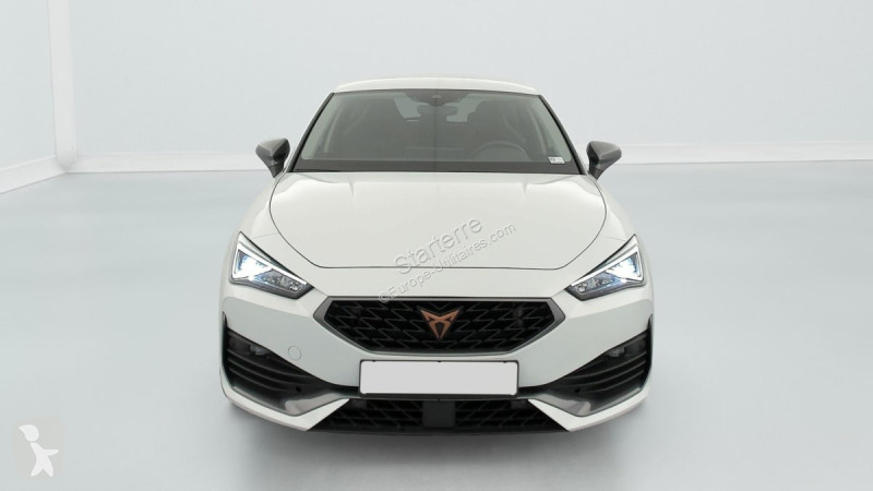 Véhicule utilitaire Cupra  LEON