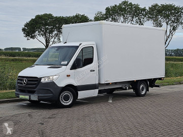 Caja cerrada Mercedes