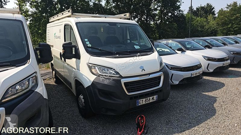 Véhicule utilitaire Peugeot BOXER