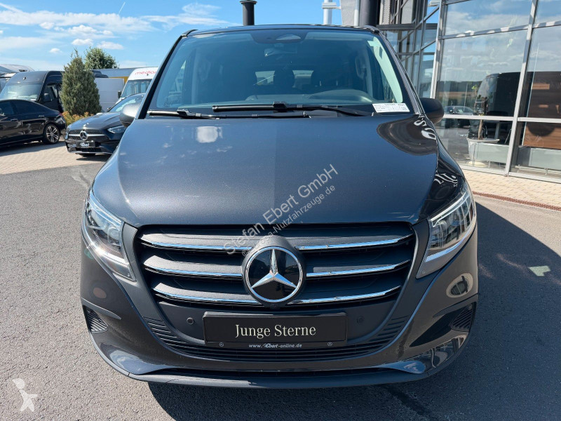 Furgoneta Mercedes Vito  9G Tourer AHK2,5to LED